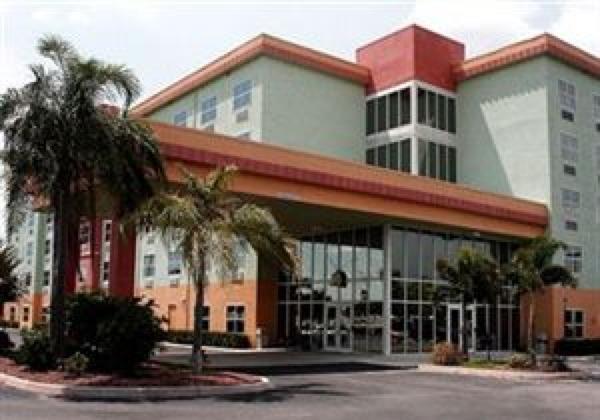 Allure Of Myers Hotel Fort Myers